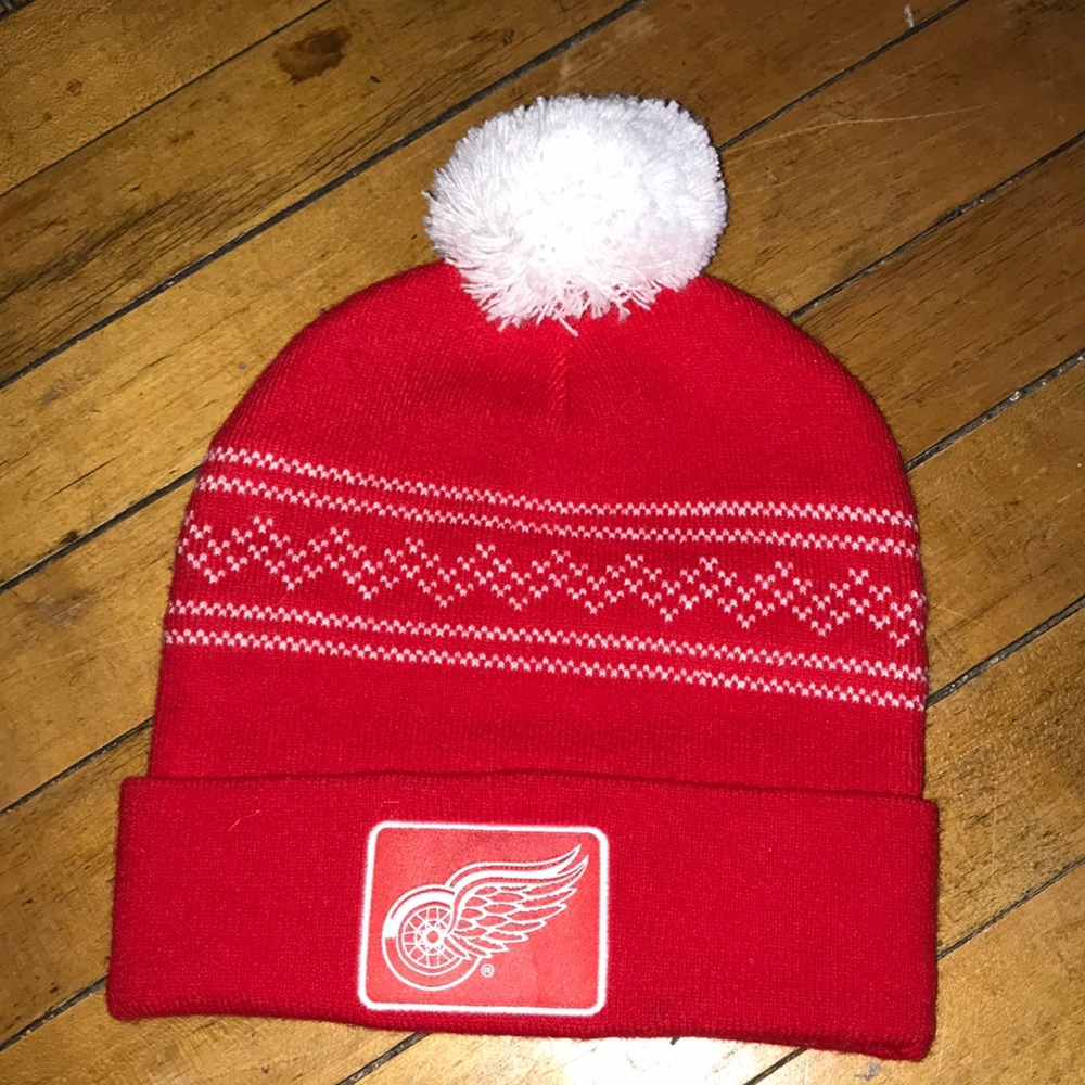 Labatt Red Knit Beanie with White Pom-Pom